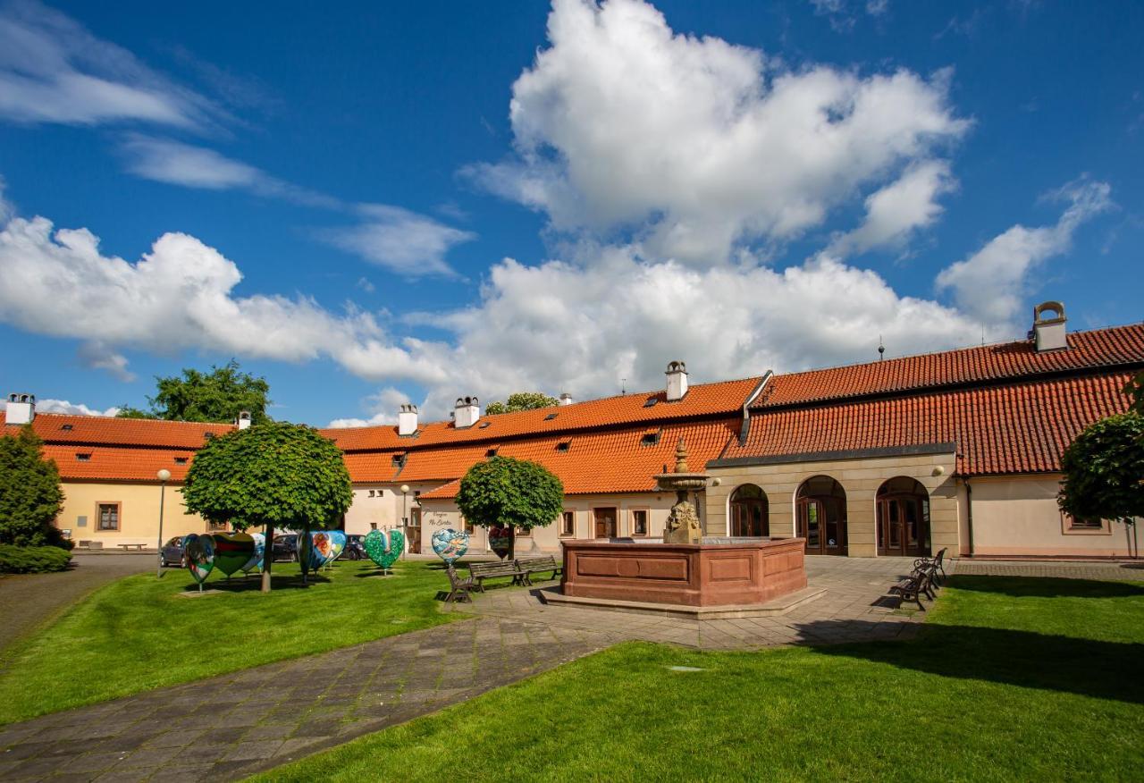 Castle Hotel & Wellness Подебрады Экстерьер фото