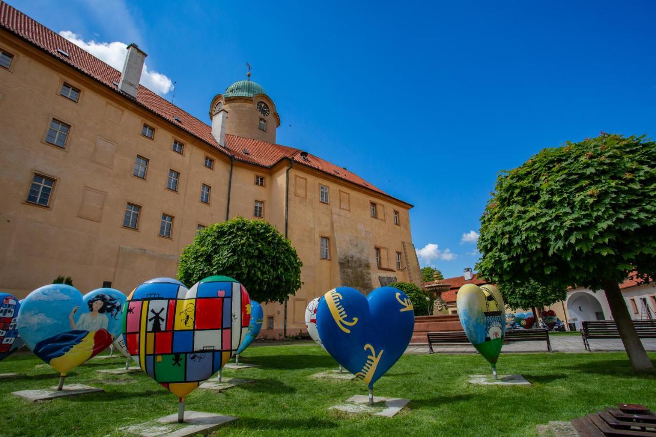 Castle Hotel & Wellness Подебрады Экстерьер фото